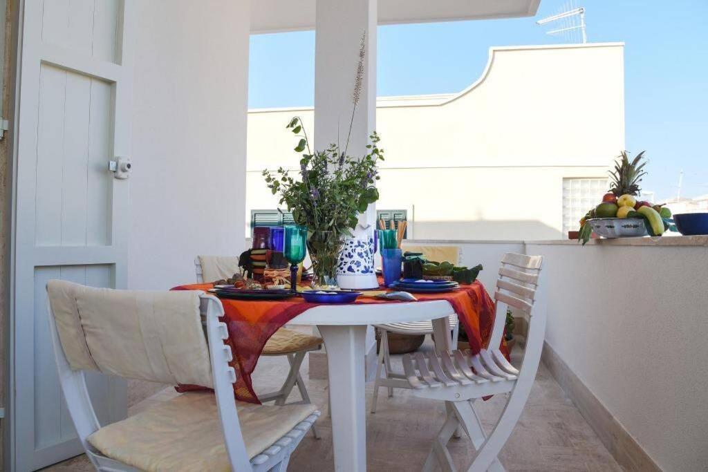 Апартаменты La Terrazza Di Alcino Торре-Канне Экстерьер фото